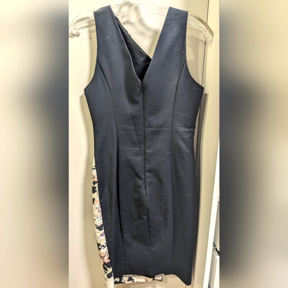 Size 8 RW&CO dress - Picture 2 of 2